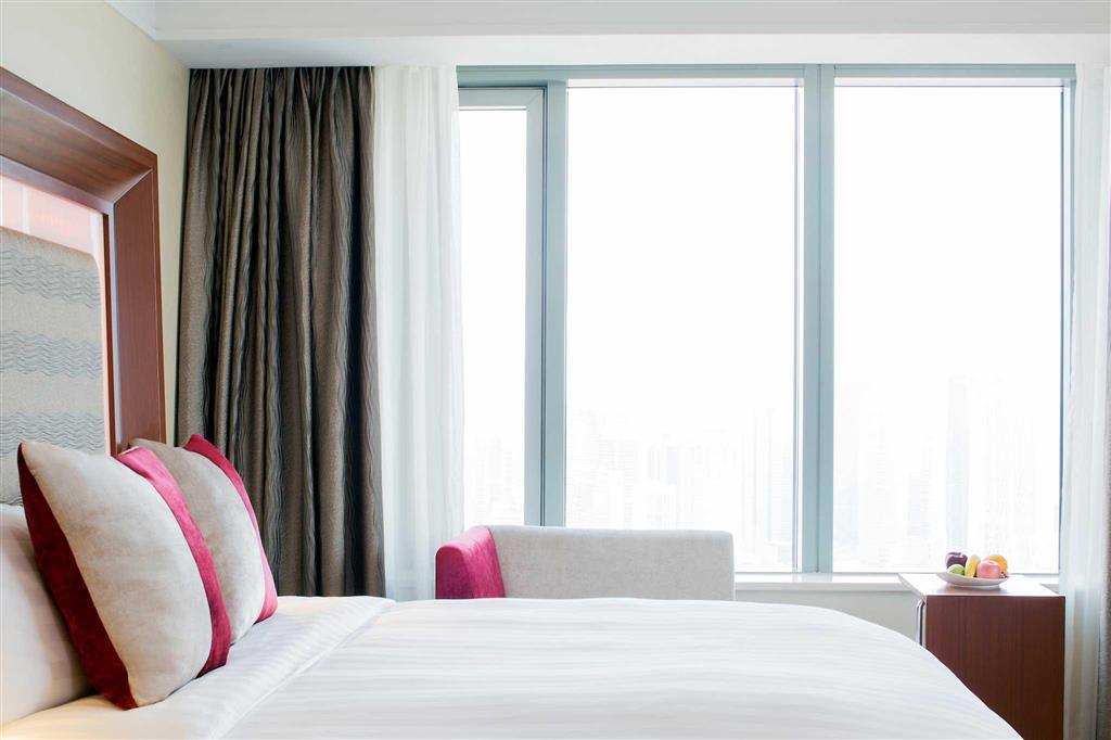 Novotel Atlantis Shanghai - Price And Value Breakfast In The Clouds With River View In The Revolving Restaurant &24H Free Self-Laundry Shanghai