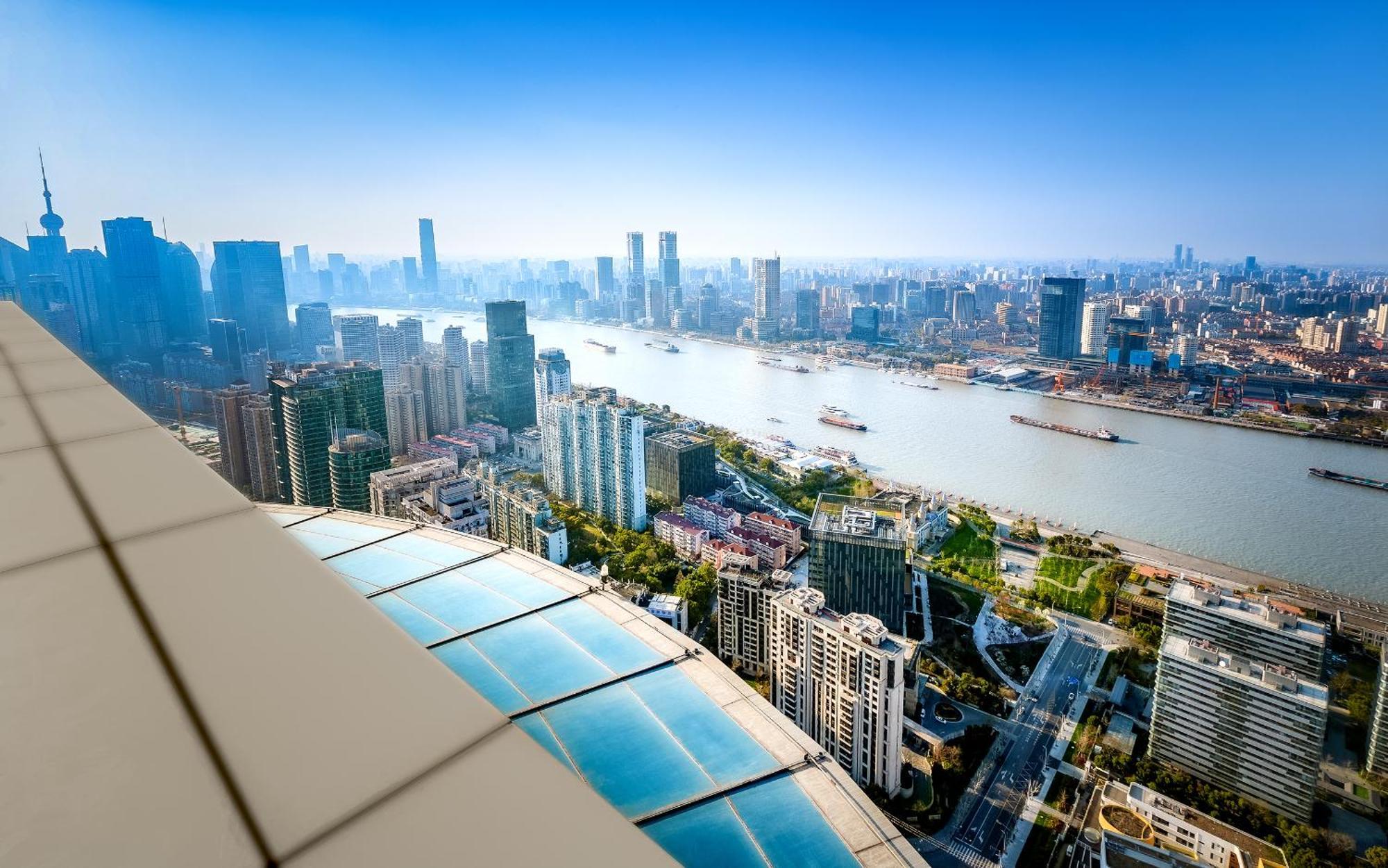 Novotel Atlantis Shanghai - Price And Value Breakfast In The Clouds With River View In The Revolving Restaurant &24H Free Self-Laundry 4* Shanghai